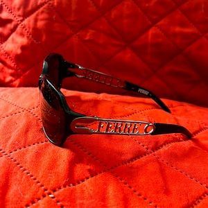 Practically new Gianfranco Ferré sunglasses